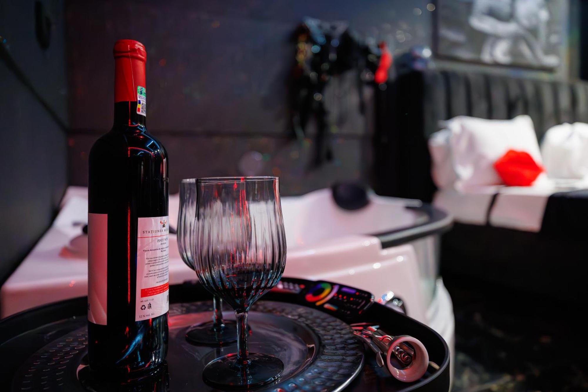 Romeo Nights - Love Rooms - Adults Only Βουκουρέστι Εξωτερικό φωτογραφία